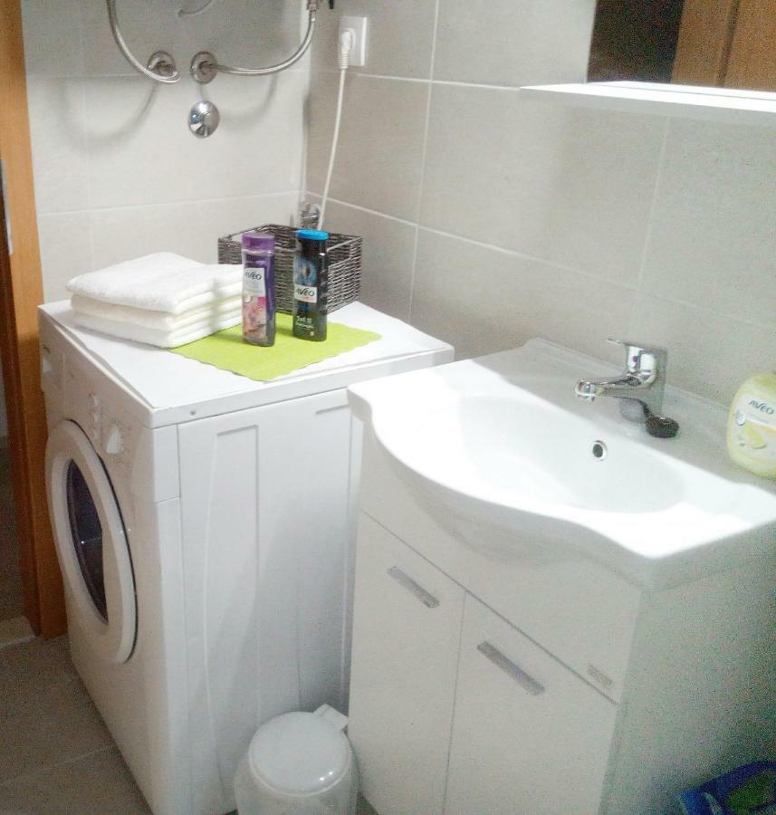 Pavlic 2 Apartamento Omiš Exterior foto